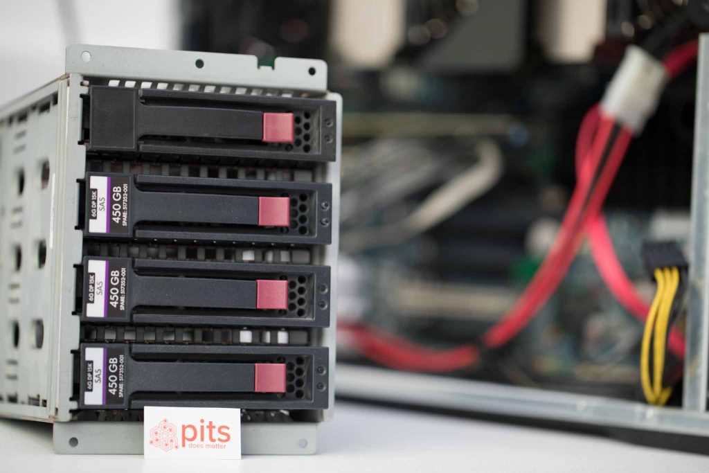 4 SAS Drives RAID 10 Data Recovery